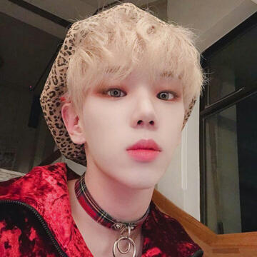 Byeongkwan selfie